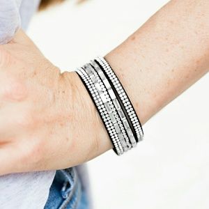 Silver & Black Bracelet *NEW*